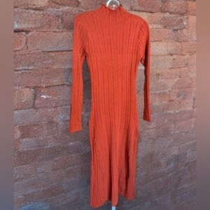 WOMEN’S LONG SLEEVED RIBBED SWEATER DRESS HIGH NECK SLIM FIT SIZE XL COLOR: RUST